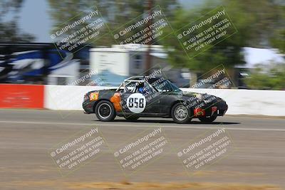 media/Oct-01-2022-24 Hours of Lemons (Sat) [[0fb1f7cfb1]]/130pm (Speed Shots)/